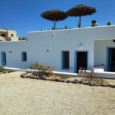 Santoxenia Studio Dirmelas Kamari  Exterior photo